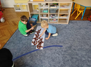 Kolorowy dzień z życia grupy IV.